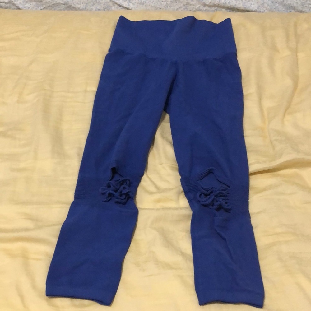 Phat Buddha blue-purple workout leggings